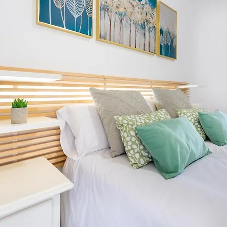 Wintowinrentals De Lujo En Medio De Puerto Marina. Apartment