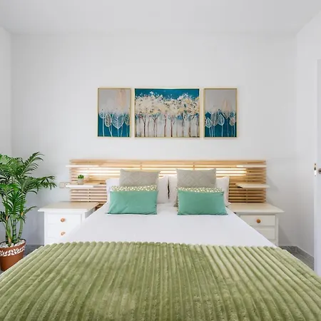 Apartment Wintowinrentals De Lujo En Medio De Puerto Marina. Benalmadena