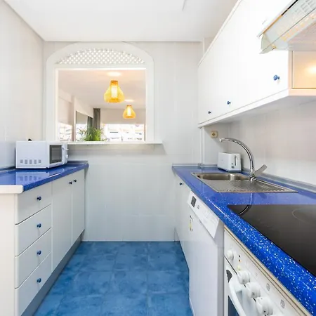 Apartment Wintowinrentals De Lujo En Medio De Puerto Marina. Benalmadena